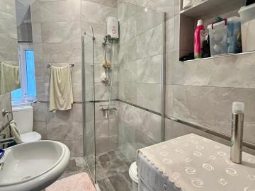 Tc1984-modern-fitted-bathroom