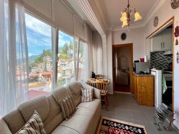 TC1984-open-plan-lounge-and-kitchen