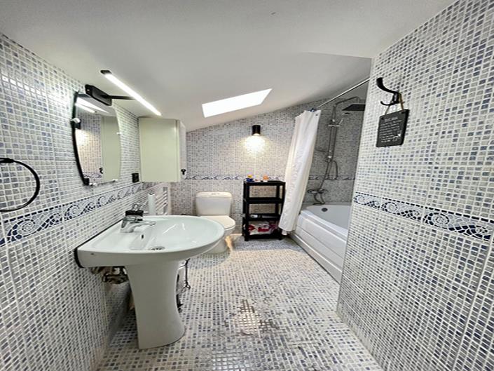 Image No.6-4 Bed Duplex for sale