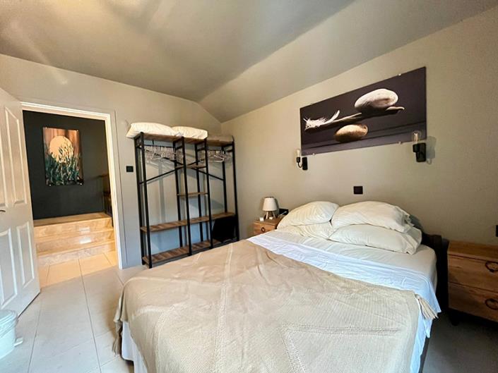 Image No.13-4 Bed Duplex for sale