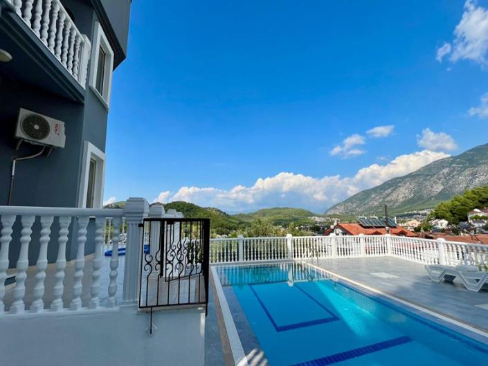 Image No.2-4 Bed Duplex for sale