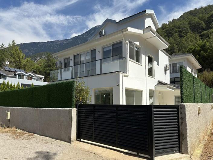 Image No.11-5 Bed Villa for sale