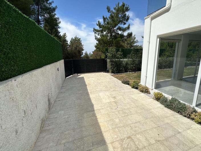 Image No.17-5 Bed Villa for sale