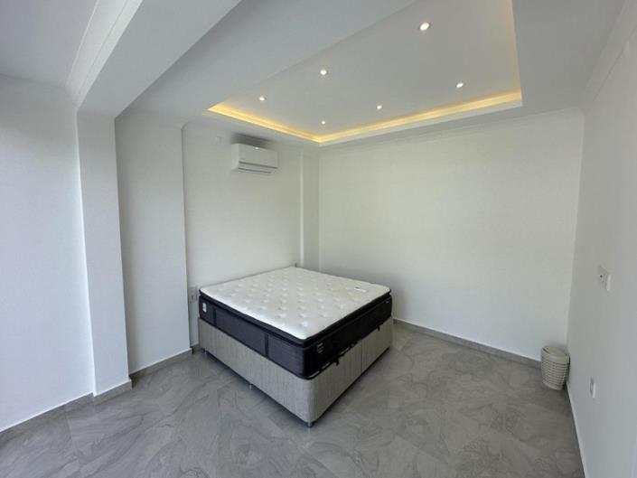 Image No.15-5 Bed Villa for sale