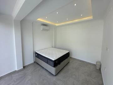 TC1986-large-double-bedroom