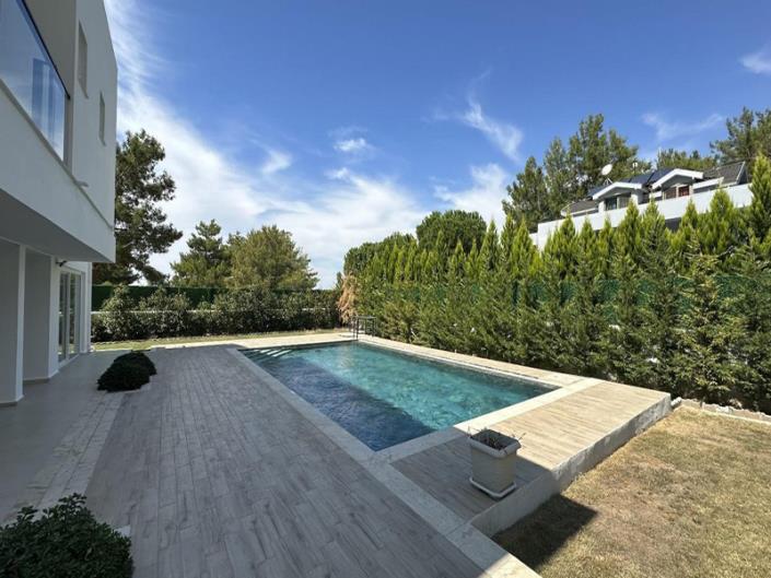 Image No.23-5 Bed Villa for sale