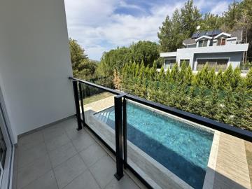 TC1986-pool-view-from-the-balcony