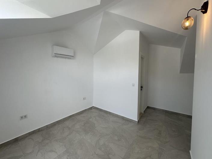 Image No.39-5 Bed Villa for sale