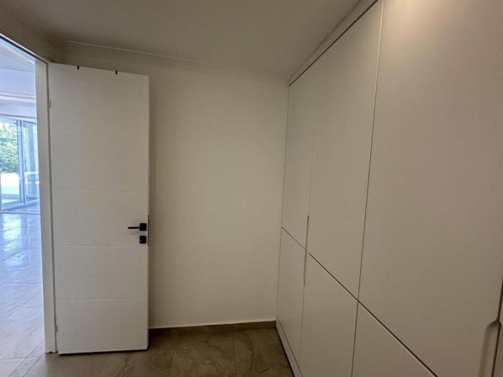 Image No.37-5 Bed Villa for sale