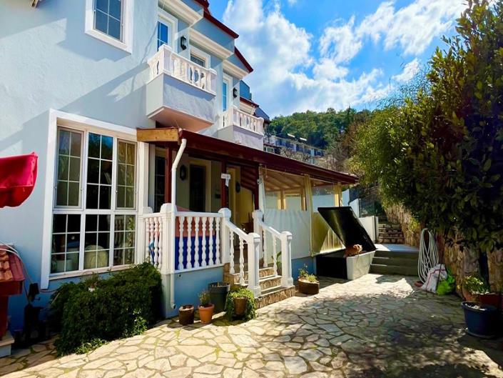 Image No.6-5 Bed Semi-Detached for sale