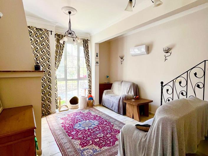 Image No.22-5 Bed Semi-Detached for sale
