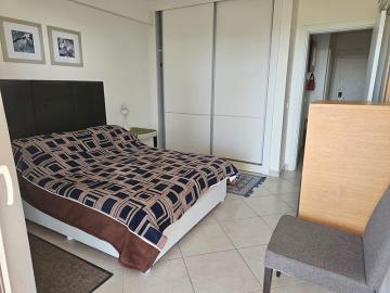 TC1990-double-bedroom-built-in-wardrobes