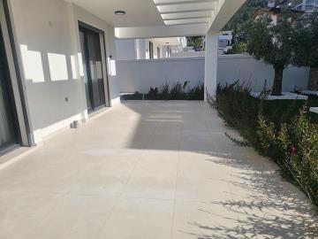 TC1991-dining-terrace-area