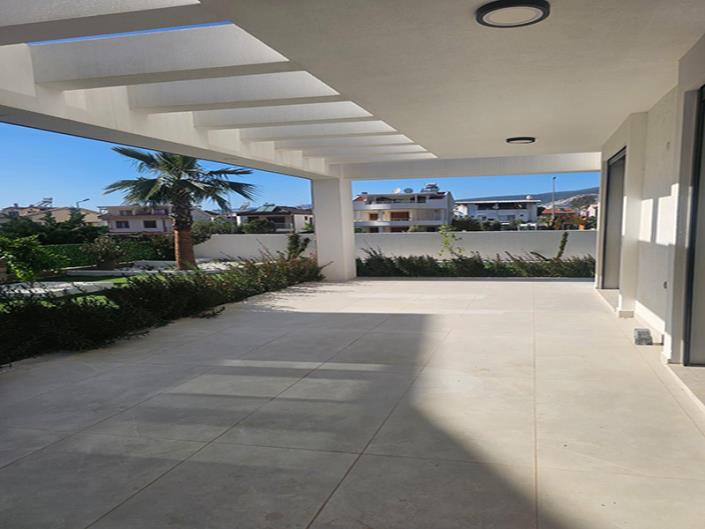Image No.19-3 Bed Villa for sale