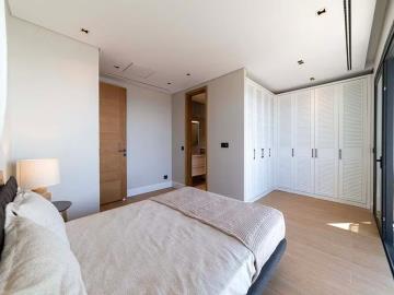 TC1996-bedroom-with-en-suite