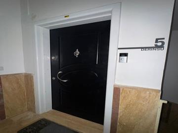 TC1999-entrance-door