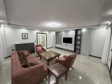 TC2000-living-room