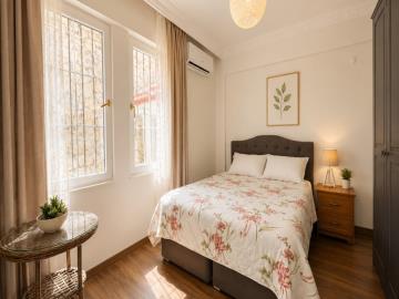 TC2004-double-master-bedroom