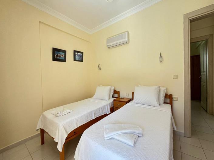 Image No.13-3 Bed Apartment for sale