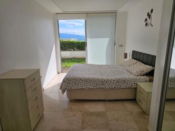 TC2013-master-bedroom
