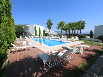 TC2013-one-of-the-complex-pools