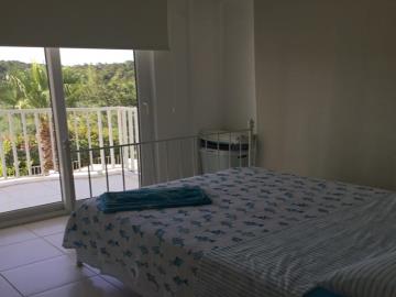 TC1873-balcony-off-bedroom