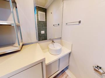 TC2018-fitted-bathroom
