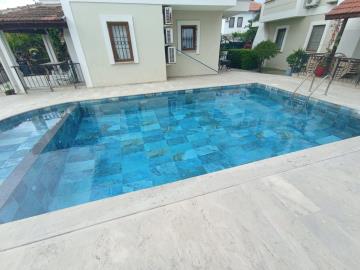 TC2020-communal-pool