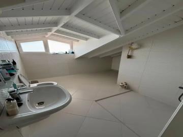 TC2022-en-suite-three