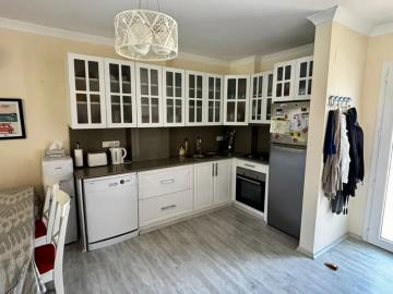 TC2022-fitted-kitchen