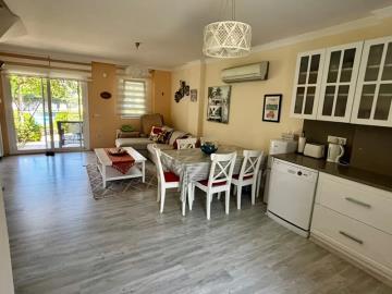 TC2022-lounge--dining-and-kitchen