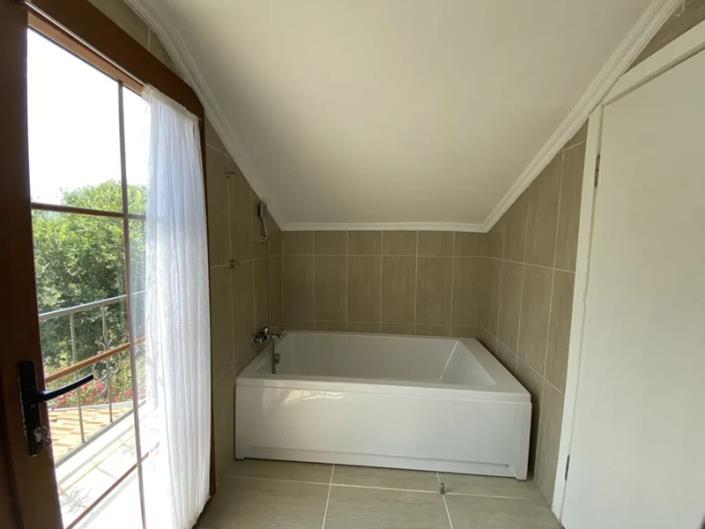 Image No.5-6 Bed Villa for sale
