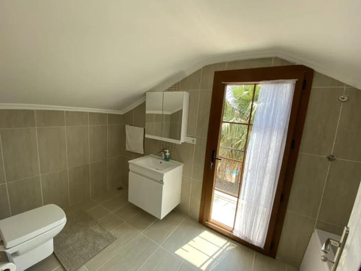 Image No.16-6 Bed Villa for sale
