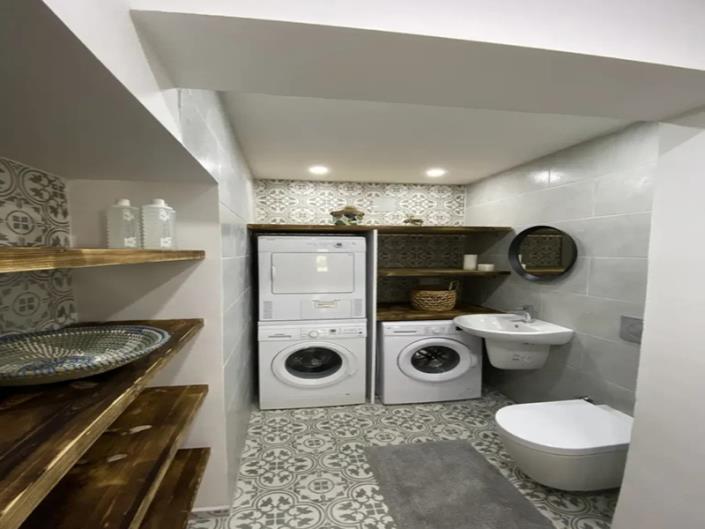 Image No.23-6 Bed Villa for sale