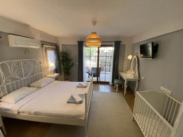 Image No.27-6 Bed Villa for sale
