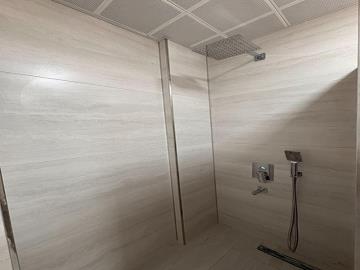 TC2024-en-suite-bathroom--2-