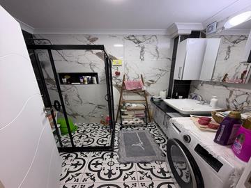 TC2028-family-bathroom