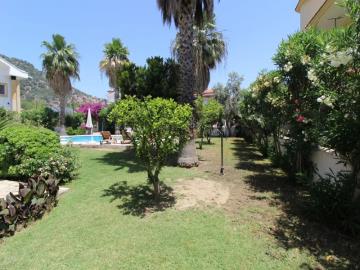 TC2030-landscaped-gardens