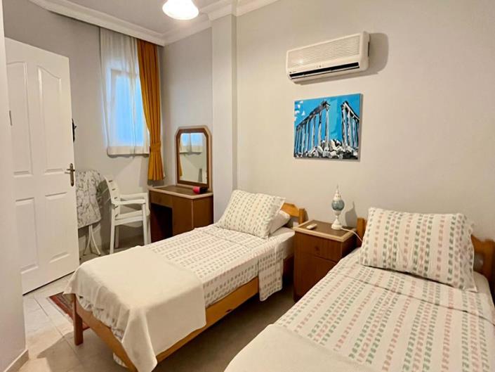 Image No.19-4 Bed Duplex for sale