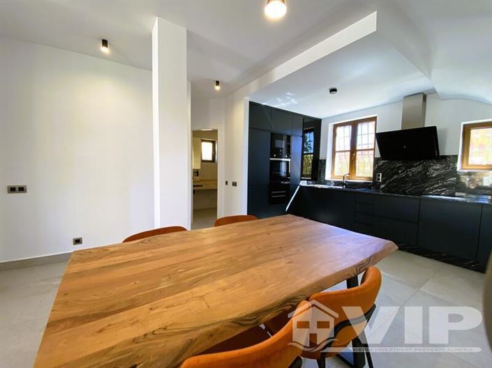 Image No.6-3 Bed Villa for sale