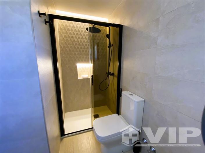 Image No.18-4 Bed Villa for sale