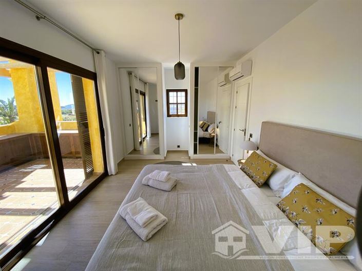Image No.22-4 Bed Villa for sale