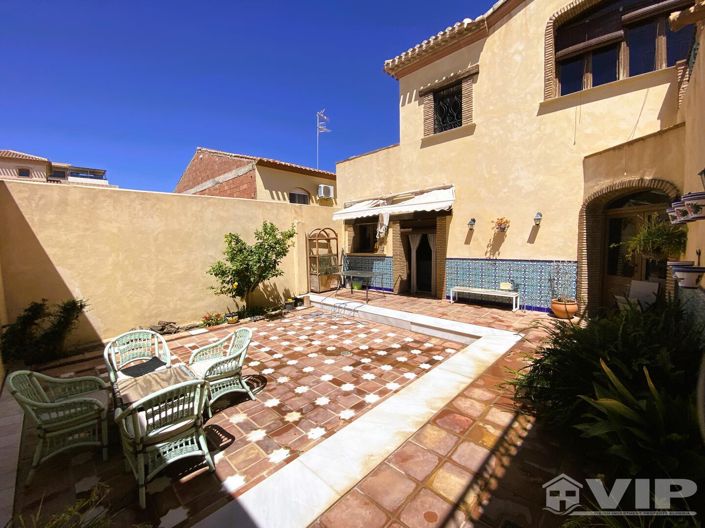 Image No.18-5 Bed Villa for sale