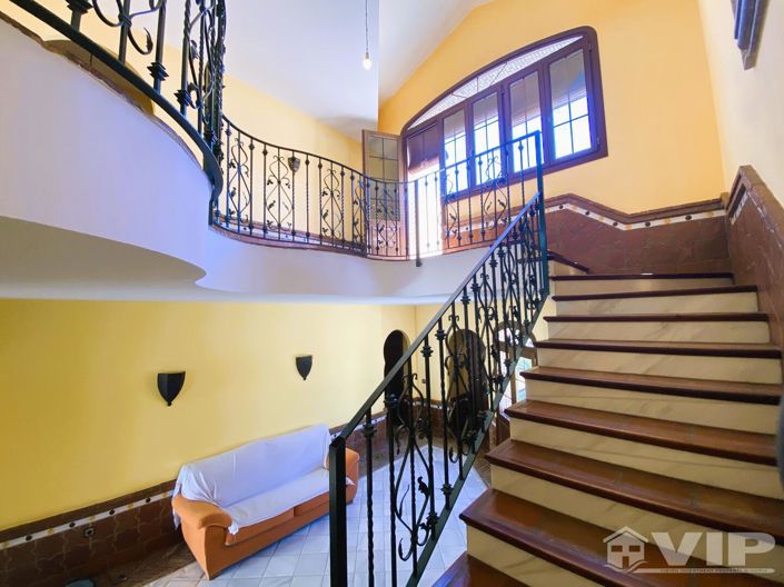 Image No.20-5 Bed Villa for sale