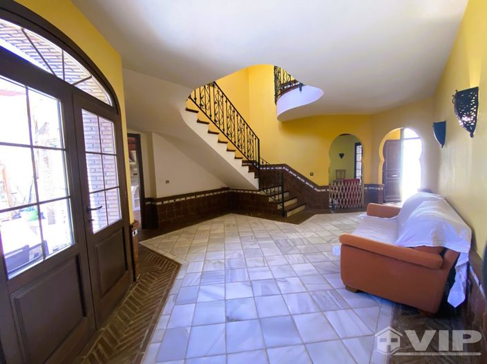 Image No.4-5 Bed Villa for sale
