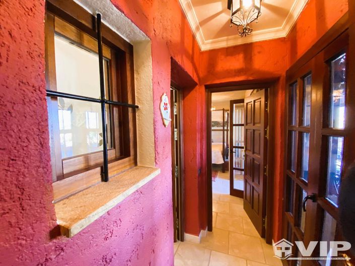 Image No.10-4 Bed Villa for sale