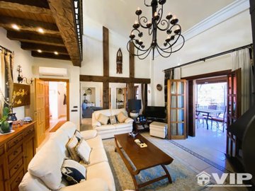 vip8169-desert-springs--96332351