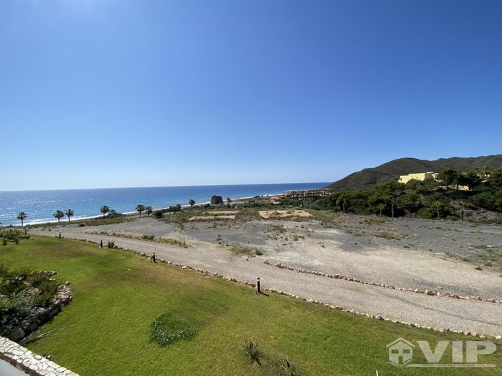 Image No.1-3 Bed Villa for sale