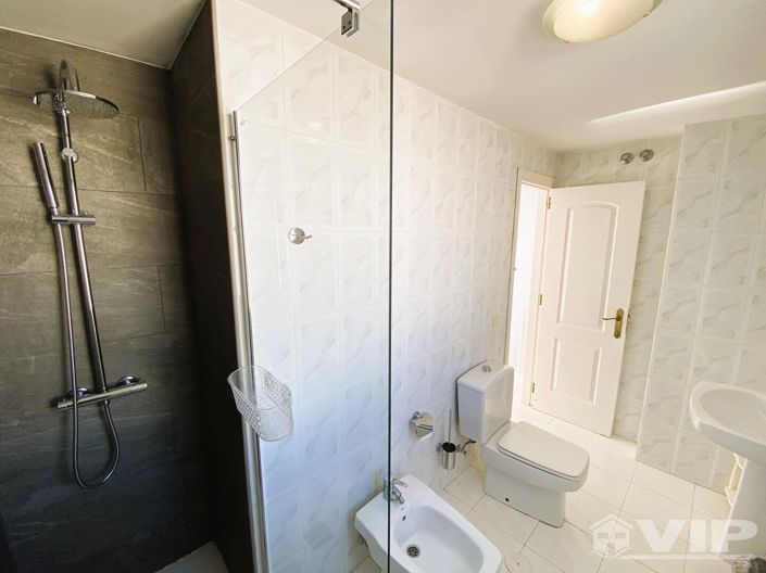 Image No.17-3 Bed Townhouse for sale