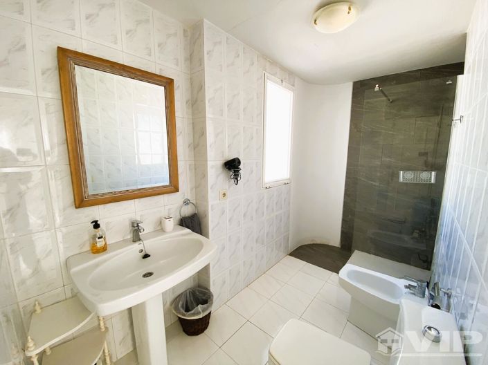 Image No.18-3 Bed Townhouse for sale